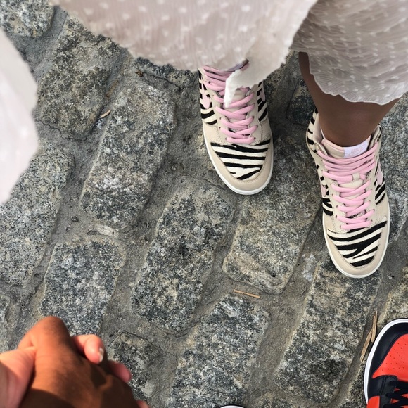 2005 WMNS Nike Dunk HI ‘Zebra’ Size 6.5 Deadstock - Picture 1 of 10